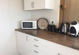 2 Bed Penthouse Apartment - Sea Views - Sleeps 4