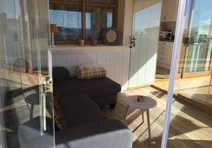 2 Bed Penthouse Apartment - Sea Views - Sleeps 4