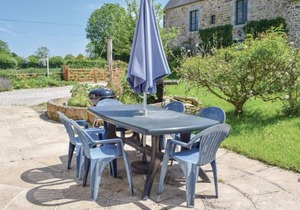 2 bedroom accommodation in St. Pierre Langers