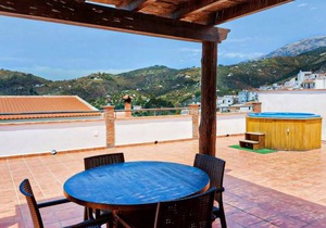 2 bedroom accommodation in Canillas de Albaida