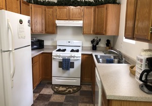 2 bedroom, 1 bath, quiet lodge close to town with forest views!