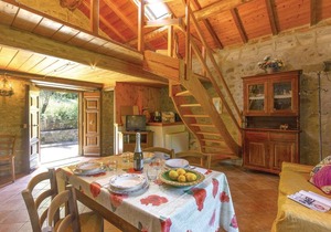 2 bedroom accommodation in Casoli LU