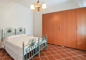 2 bedroom accommodation in PORTIGLIOLA