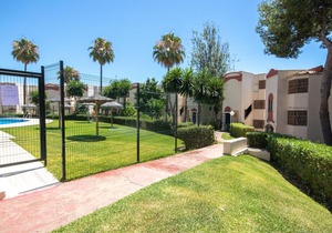2 bedroom accommodation in Riviera del Sol