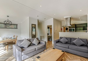 2 bedroom accommodation in Freehay, Cheadle