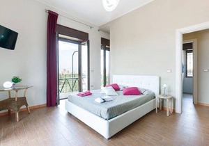 2 bedroom accommodation in Lettere -NA-