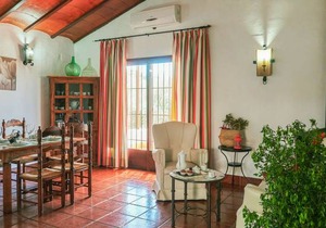 2 bedroom accommodation in Estepa