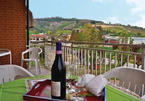 2 bedroom accommodation in Cisterna d Asti AT