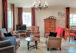 2 bedroom accommodation in IJzendijke