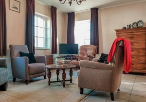2 bedroom accommodation in IJzendijke