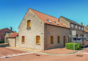2 bedroom accommodation in IJzendijke