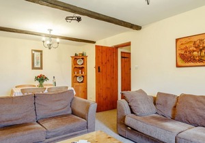 2 bedroom accommodation in Runcton Holme