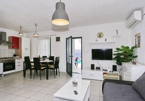2 bedroom accommodation in Rastane Donje