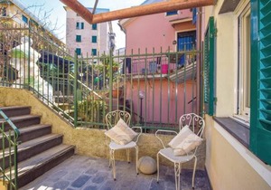 2 bedroom accommodation in Bogliasco -GE-