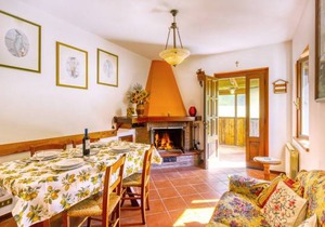 2 bedroom accommodation in Palagnana