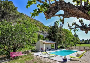 2 bedroom accommodation in Merindol