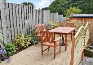 2 bedroom accommodation in Cutthorpe, near Chesterfield