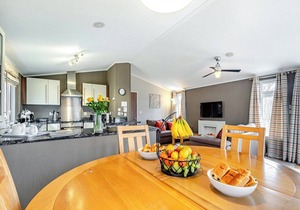 2 bedroom accommodation in Overseal, Nr Ashby-de-la-Zouch