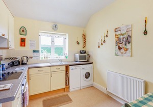 2 bedroom accommodation in Templecombe