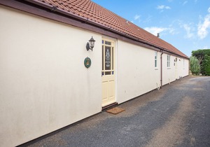 2 bedroom accommodation in Templecombe