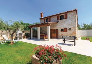 2 bedroom accommodation in Filipana