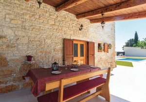2 bedroom accommodation in Filipana