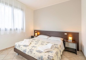 2 bedroom accommodation in Albarella RO