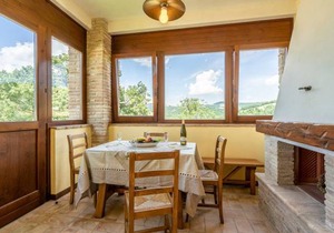 2 bedroom accommodation in Camerino
