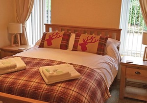 2 bedroom accommodation in Little Weighton, Nr Beverley