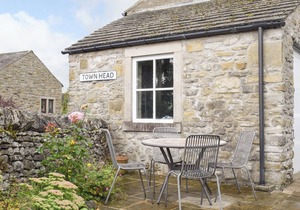 2 bedroom accommodation in Grassington