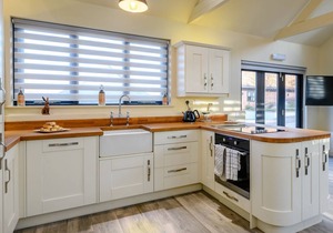2 bedroom accommodation in Heveningham, near Halesworth