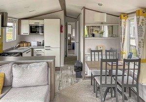 2 bedroom accommodation in Laurenkirk