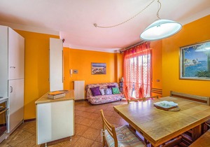 2 bedroom accommodation in Grottammare