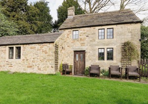 2 bedroom accommodation in Hathersage