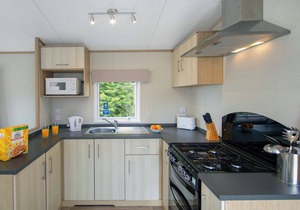 2 bedroom accommodation in Cowden, Nr Hornsea