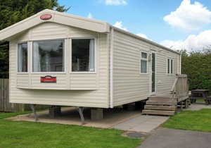 2 bedroom accommodation in Cowden, Nr Hornsea