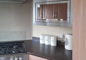 2 bedroom accommodation in Sproatley