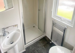 2 bedroom accommodation in Sproatley