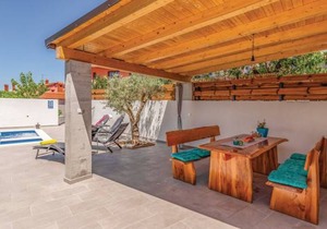 2 bedroom accommodation in Pula