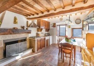 2 bedroom accommodation in Baschi TR
