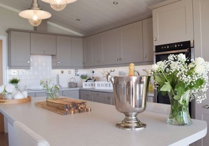 2 bedroom accommodation in Corton, near Lowestoft
