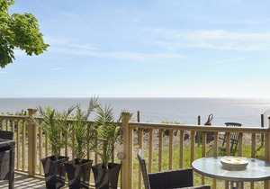 2 bedroom accommodation in Corton, near Lowestoft