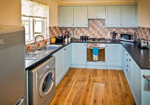 2 bedroom accommodation in Palgrave, Diss