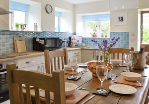 2 bedroom accommodation in Thornton-le-Dale, near Pickering