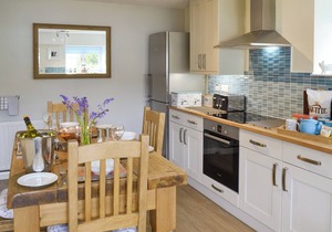 2 bedroom accommodation in Thornton-le-Dale, near Pickering