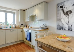 2 bedroom accommodation in Bickleigh, near Tiverton