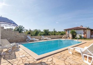 2 bedroom accommodation in Baderna