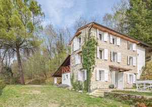2 bedroom accommodation in Tarzo