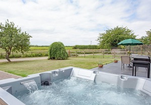 2 bedroom accommodation in Bleadon