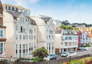 2 bedroom accommodation in Dawlish
